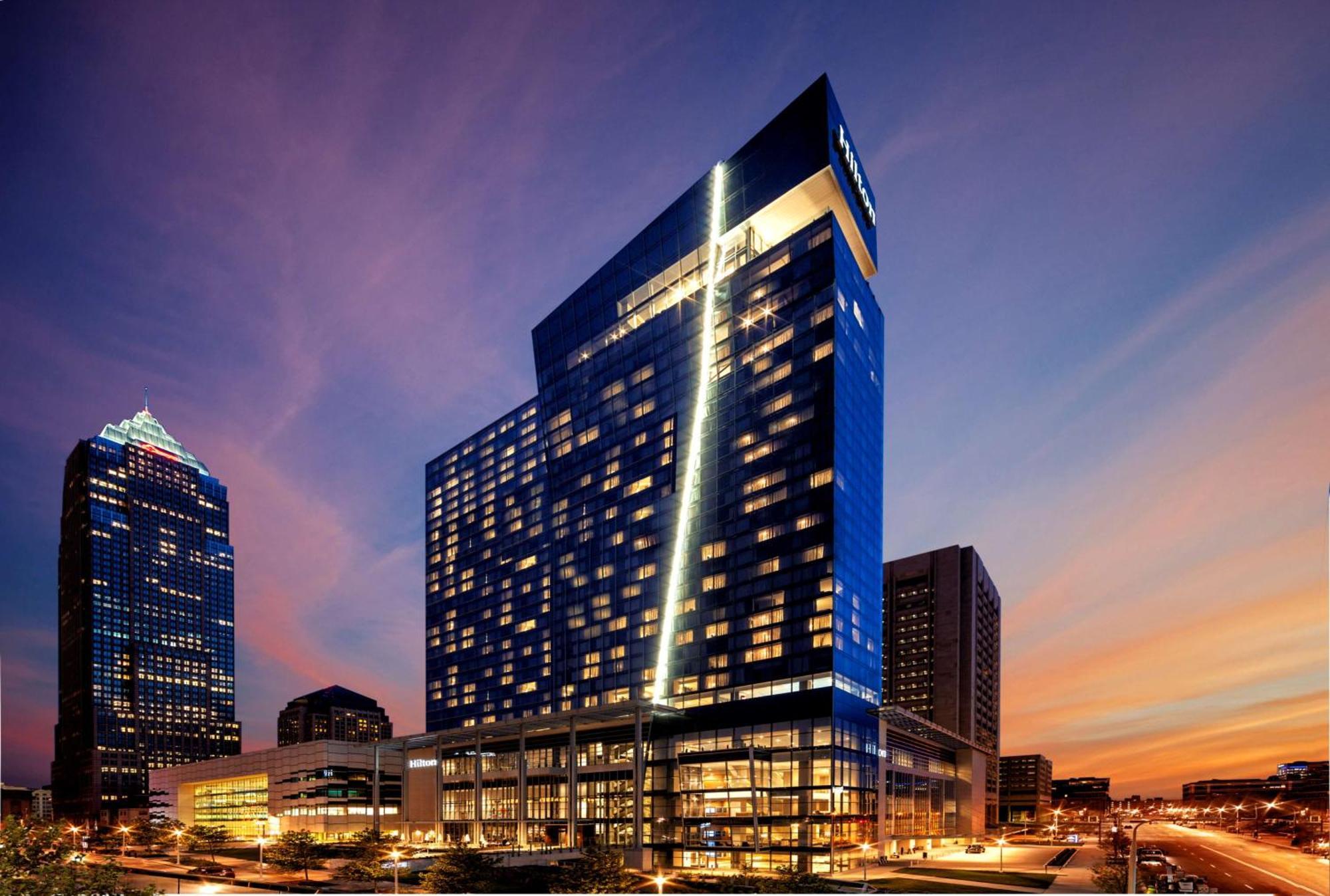 Hilton Cleveland Downtown Hotel Bagian luar foto